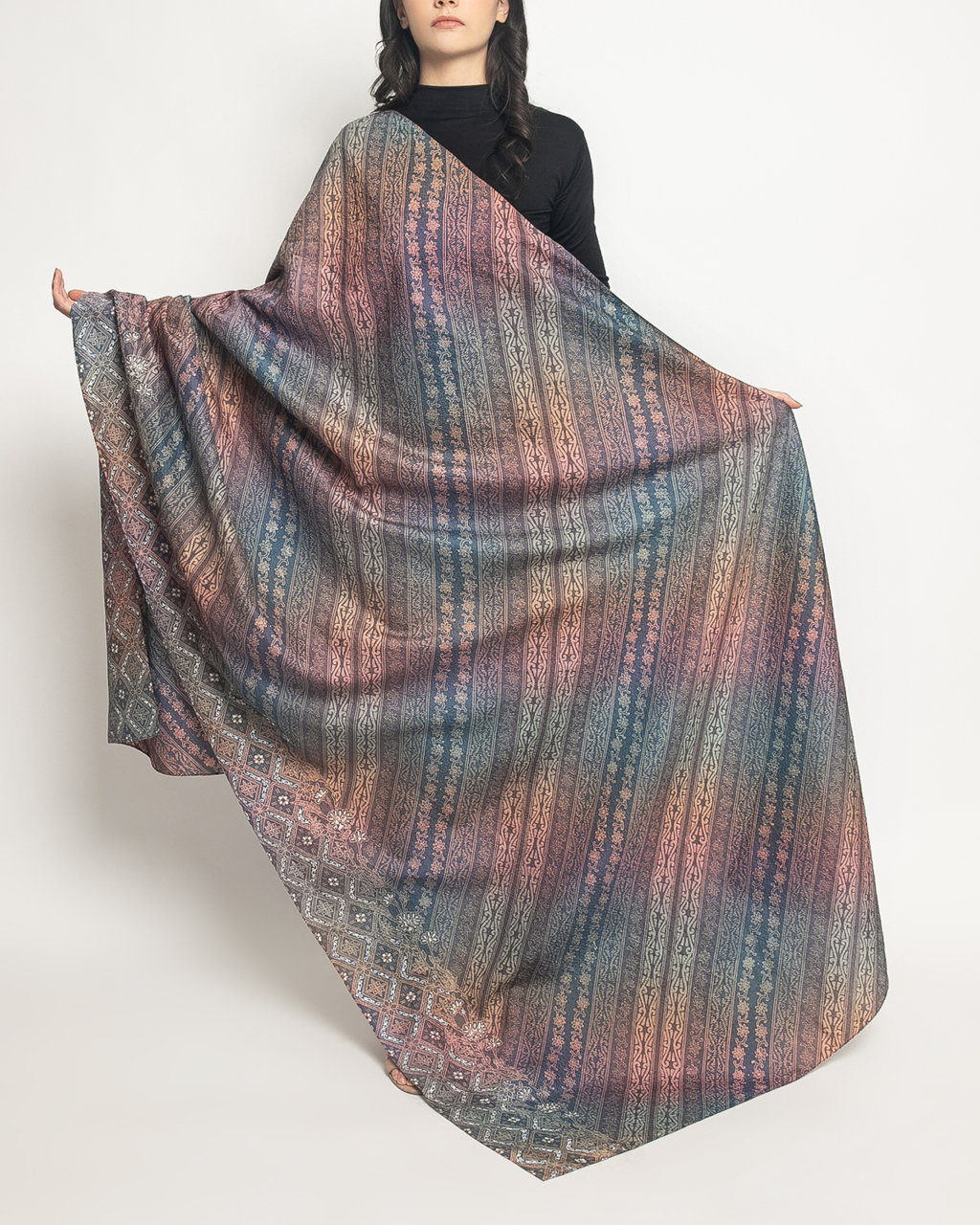 Fabric Batik Silk Sarimbit