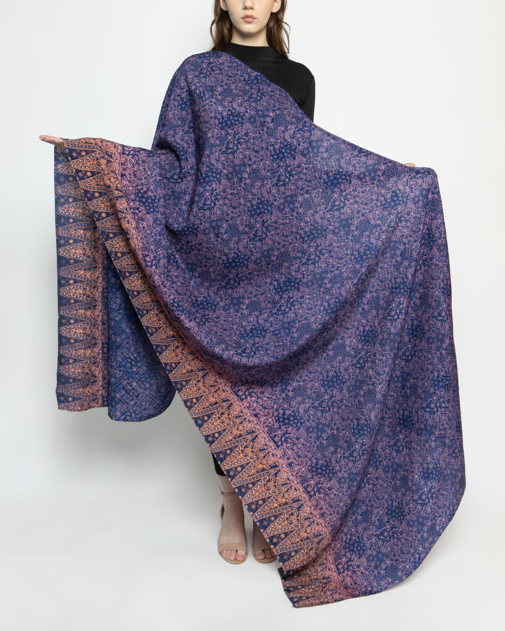 SARIMBIT MACHINE LOOMED