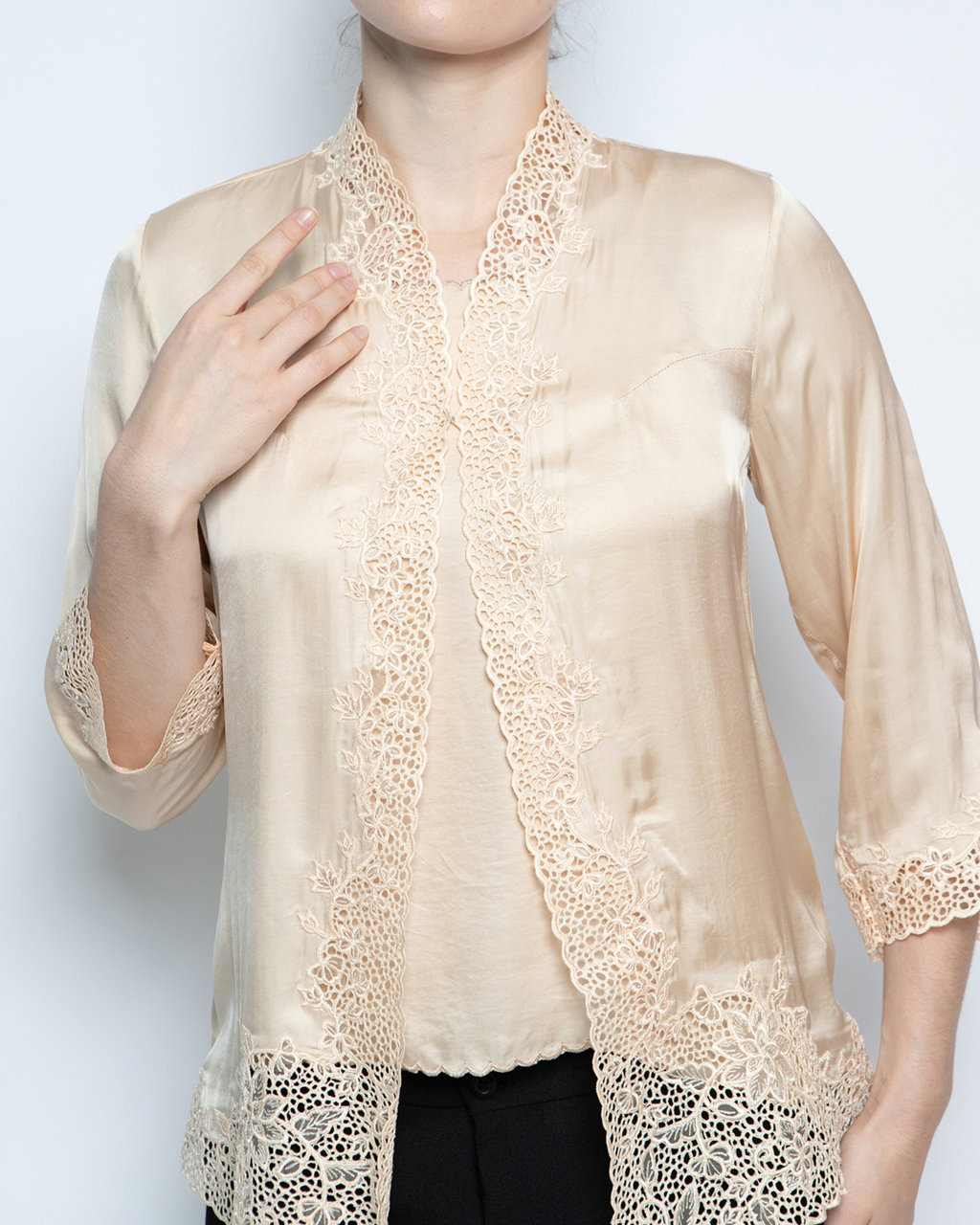 KEBAYA ENCIM KAMANIYA