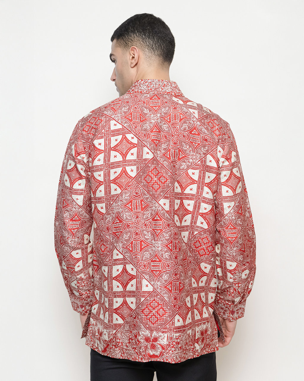 Hand-Drawn Batik Shirt With Tambal Kartu Pattern