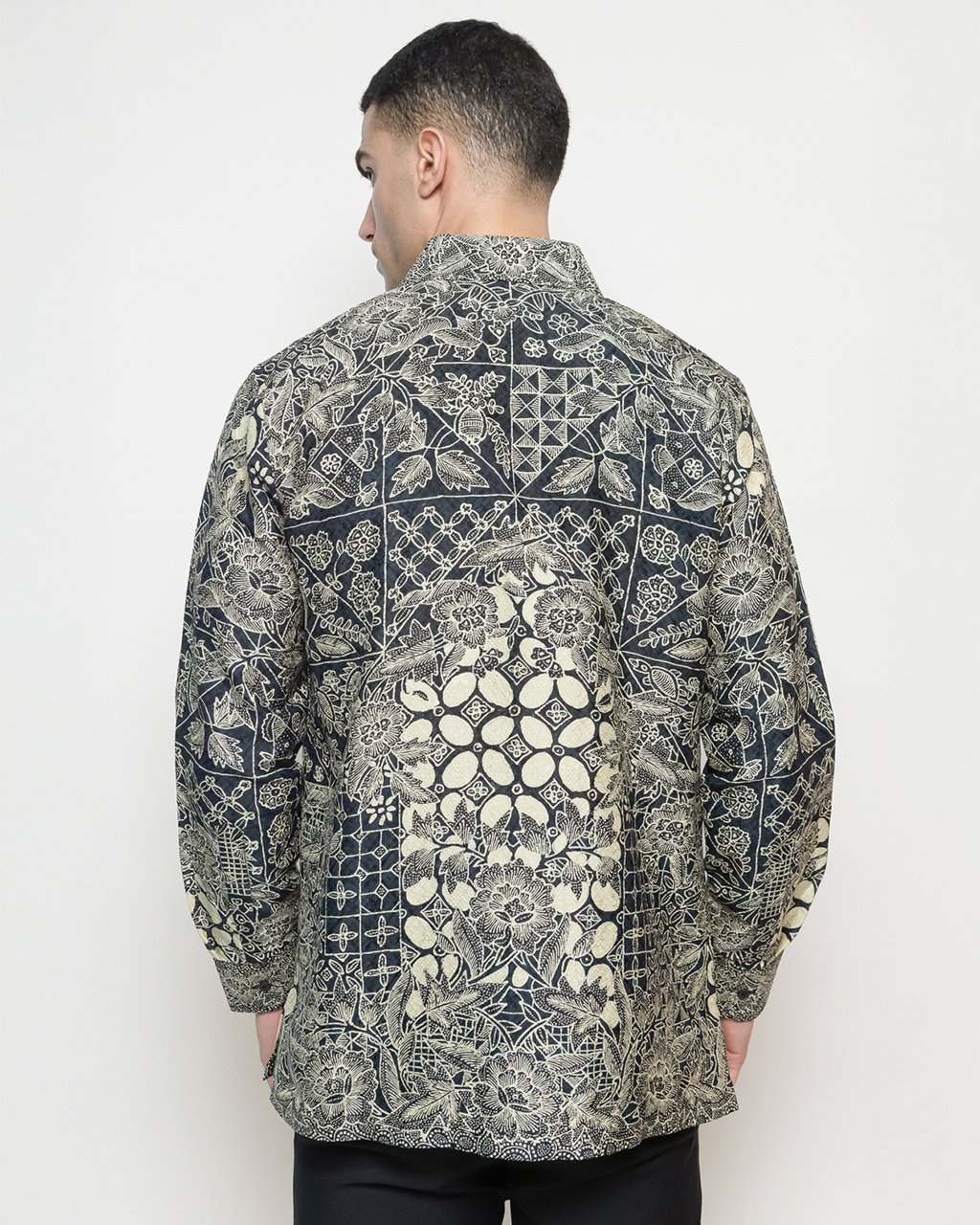 Hand-Drawn Batik Shirt With Bisma Latar Tambal Kartu Kawung Pattern